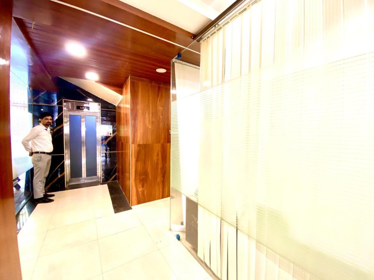 Hotel Sky International- Airport Zone Hyderabad Shamshabad Buitenkant foto