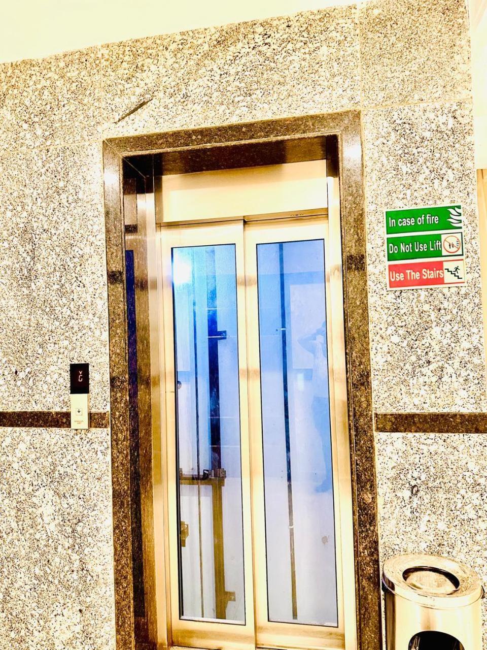 Hotel Sky International- Airport Zone Hyderabad Shamshabad Buitenkant foto