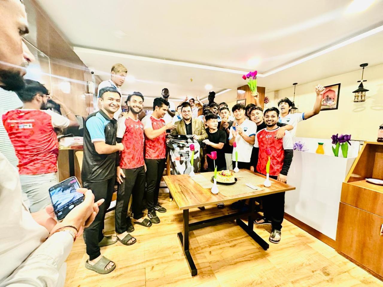 Hotel Sky International- Airport Zone Hyderabad Shamshabad Buitenkant foto