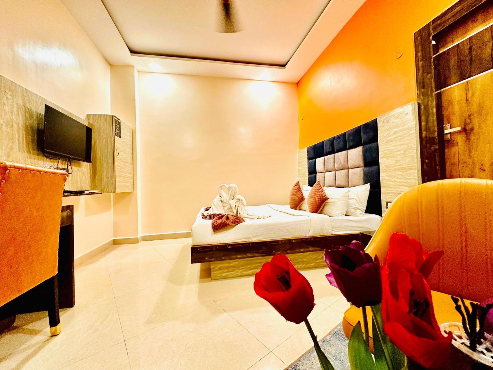 Hotel Sky International- Airport Zone Hyderabad Shamshabad Buitenkant foto